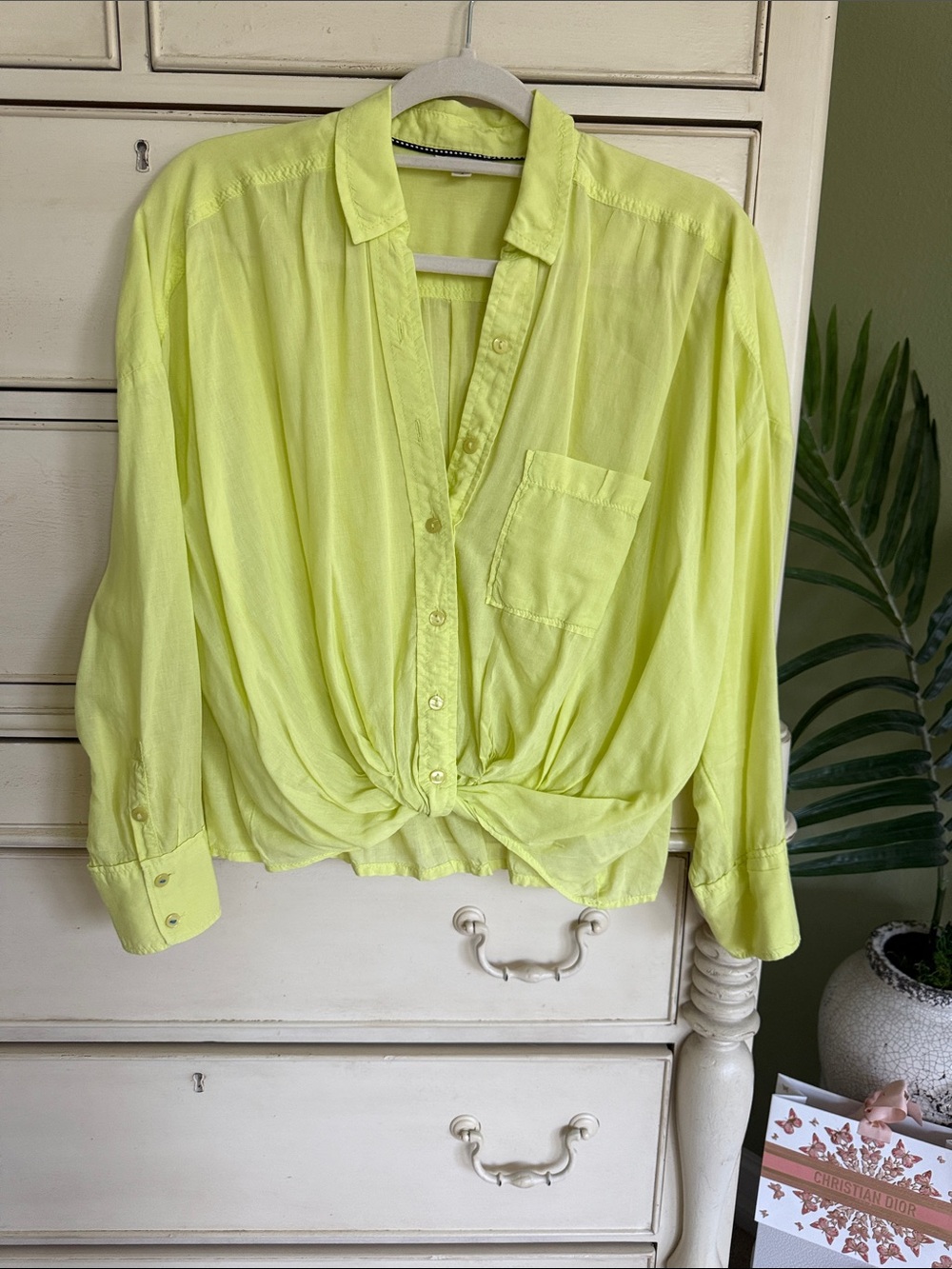 Pilcro Lightweight Knot-Front Women's Shirt Top - Neon Yellow